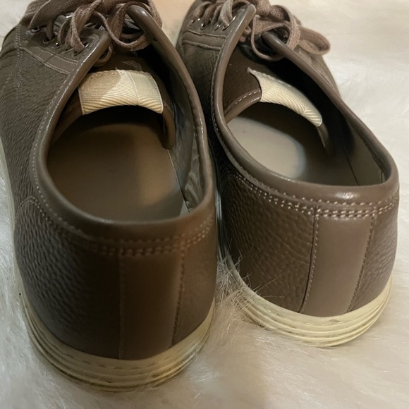 Gucci low cut sneakers men size 9, Women 11 main image 8
